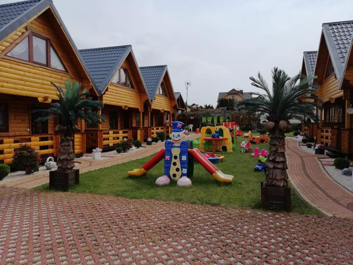 Domki Letniskowe Paradise Rewal Ngoại thất bức ảnh