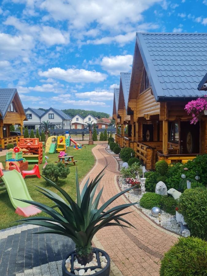 Domki Letniskowe Paradise Rewal Ngoại thất bức ảnh
