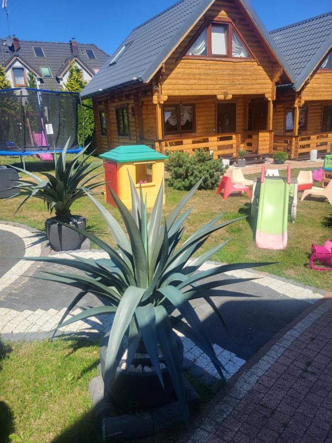 Domki Letniskowe Paradise Rewal Ngoại thất bức ảnh